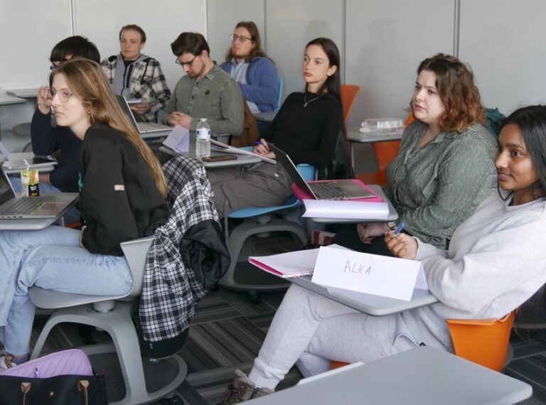 Projet Métis – Une rencontre entre des détenu.e.s et des étudiant.e.s de l&rsquo;UMons