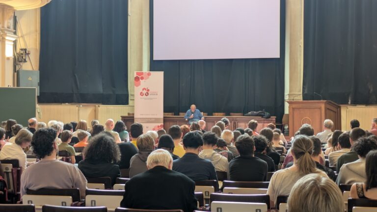 Un moment rare, précieux et profondément humain ! Le témoignage bouleversant de Simon Gronowski