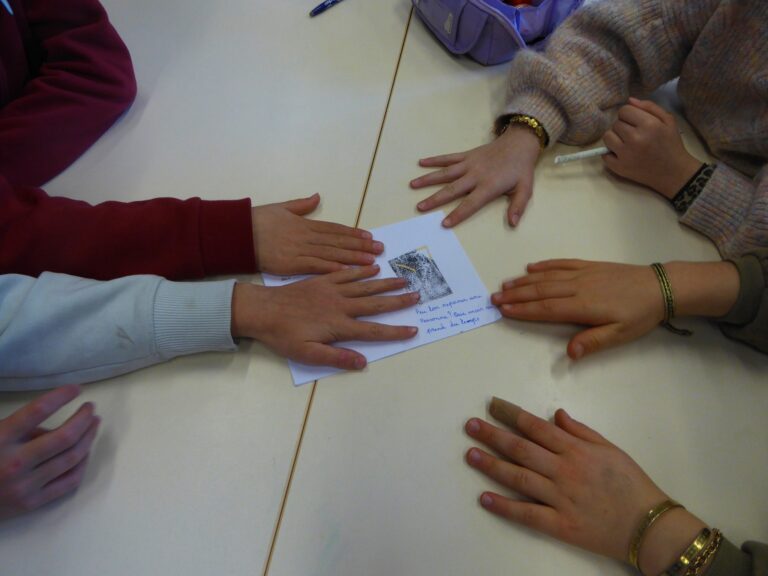 Fragilité, fêlure et réparation : une animation scolaire sensible et engagée